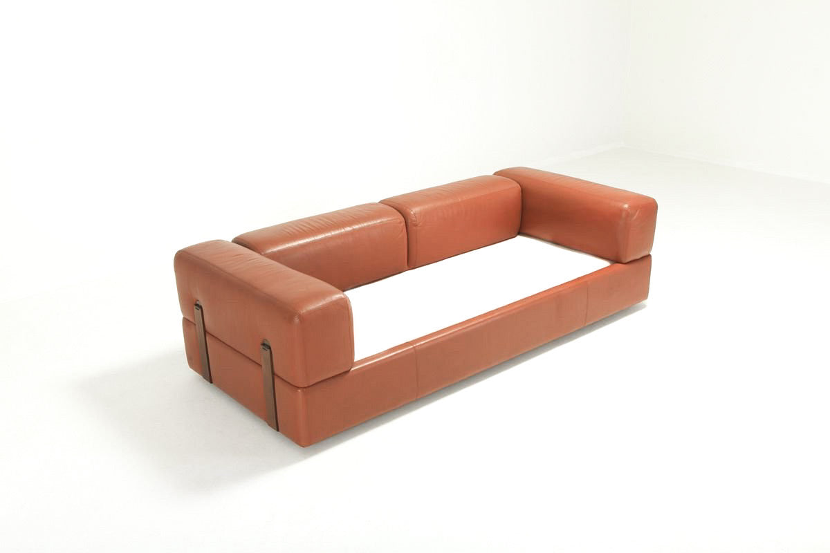 Tito Agnoli 711 Cognac Leather Sofa Daybed for Cinova